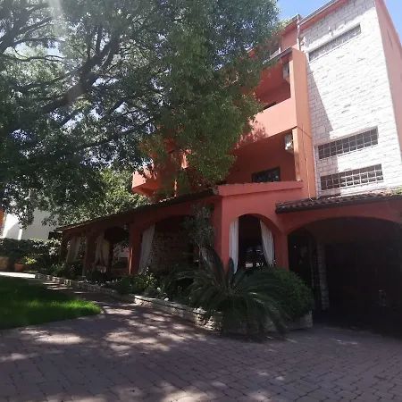 ベッド・アンド・ブレックファスト Maimare ビオグラード・ナ・モル