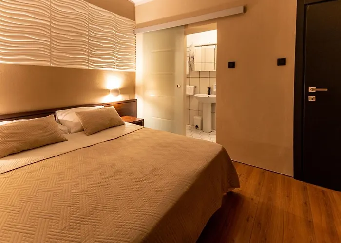 Maimare 3* Biograd Na Moru