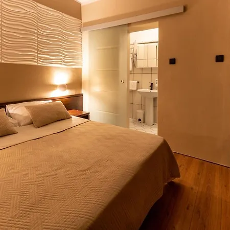 Maimare 4* Biograd Na Moru