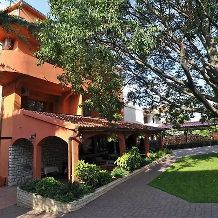Bed & Breakfast Maimare Biograd Na Moru